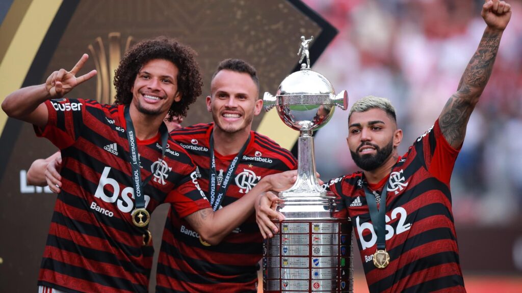 Liverpool é o grande favorito ao título e depois vem o Flamengo