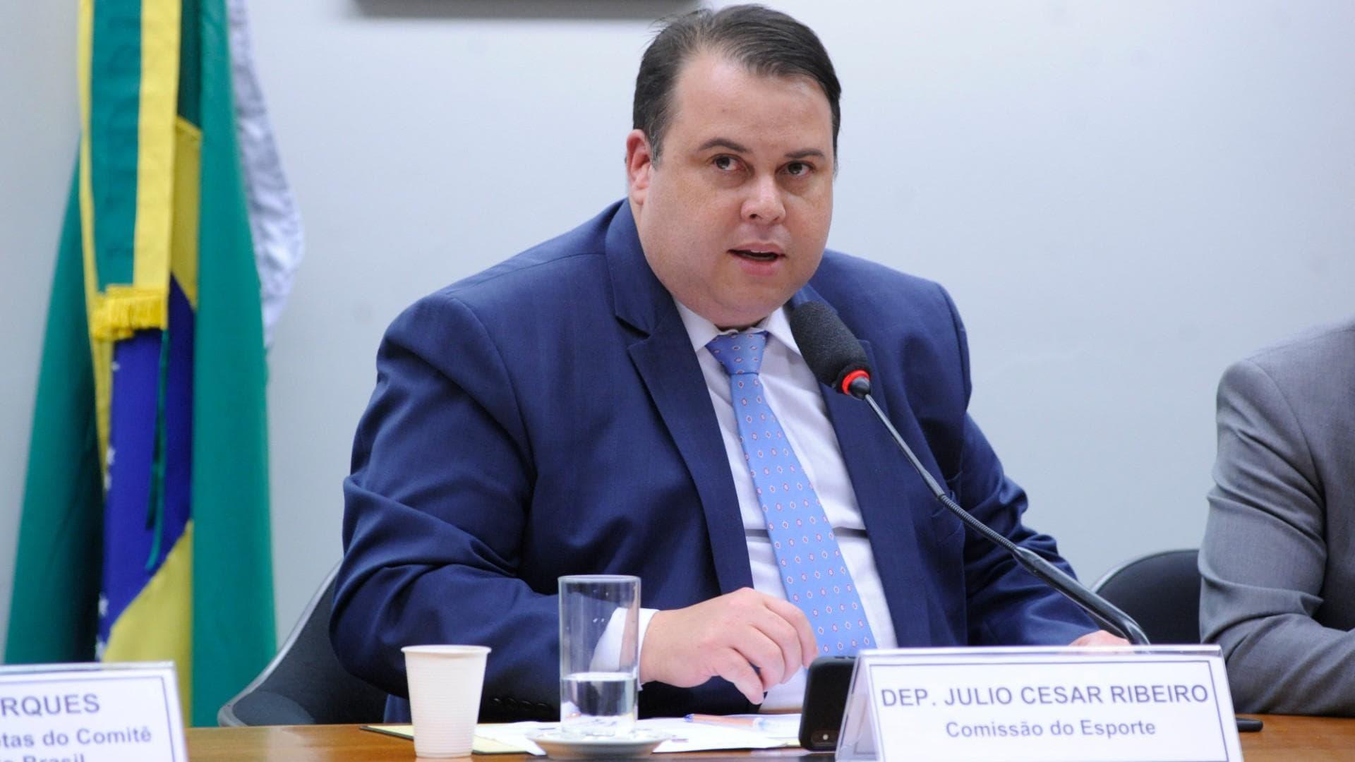 Deputado que criou um PL sobre o tema sugeriu o debate