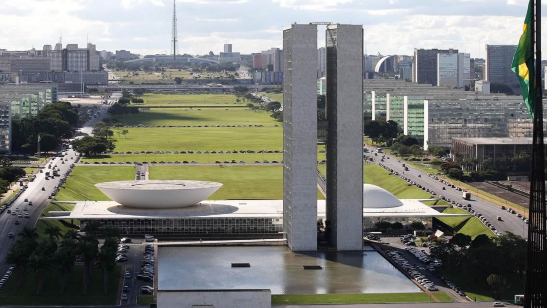 A Câmara dos Deputados pode votar hoje projeto de lei que legaliza e regulamenta os jogos de azar no Brasil.