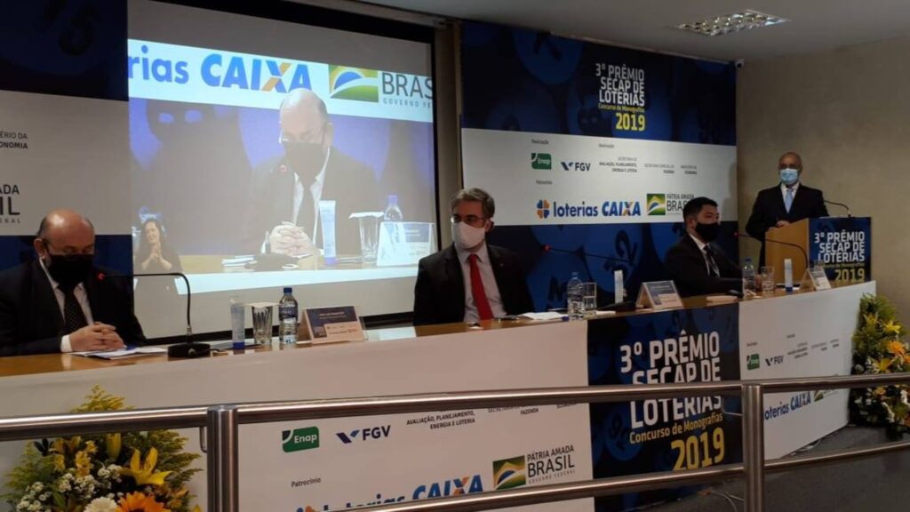 A cerimônia de encerramento e premiação do 3° Prêmio Secap de Loterias 2019 foi realizada na FGV em Brasília.