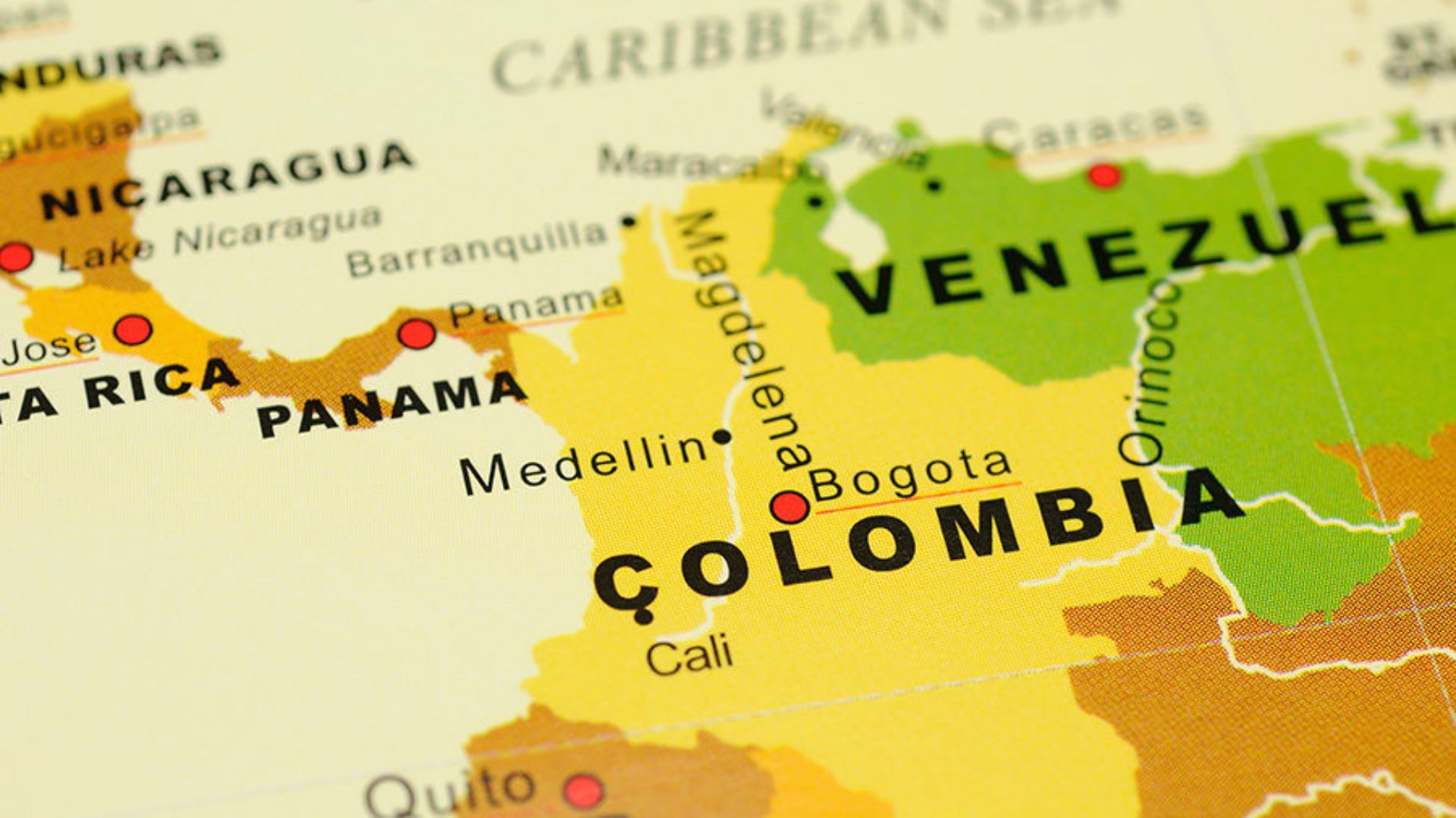 Jogo ainda está fora de operação na Colômbia e Cornazar pediu ao governo que aprove o protocolo de reabertura.