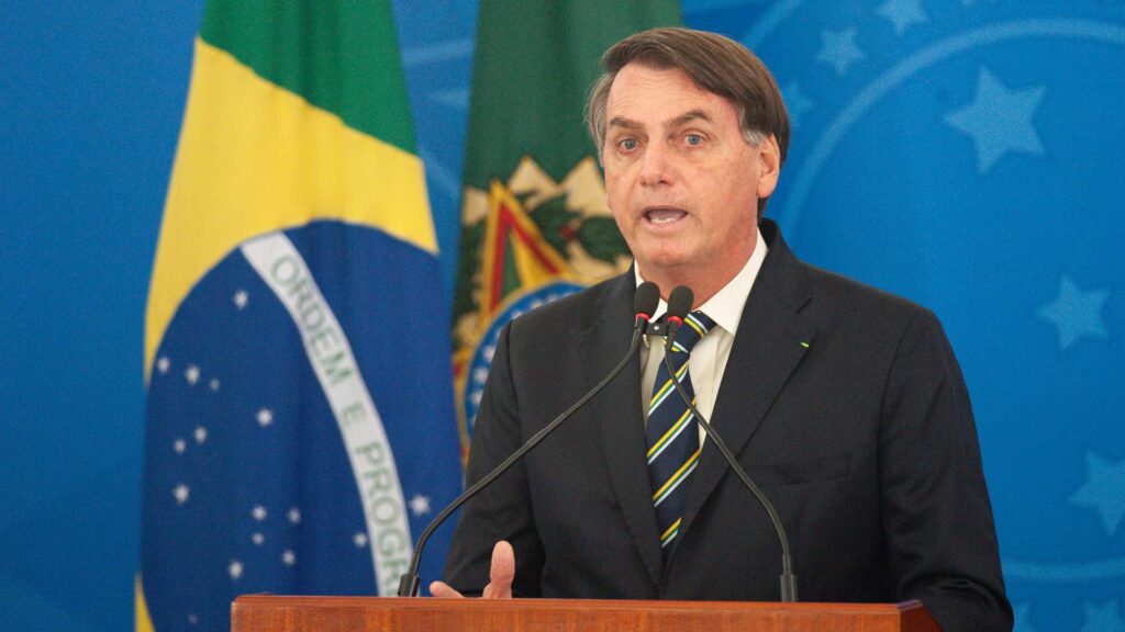 O presidente Bolsonaro assinou um decreto que pode abrir uma porta para a legalização dos cassinos no Brasil.