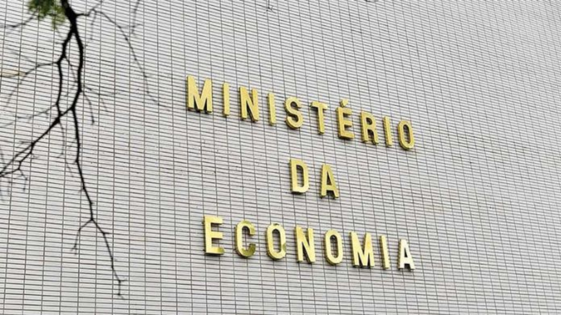 Taxa de licença para que uma empresa possa operar no Brasil será de R$ 30 milhões por cinco anos