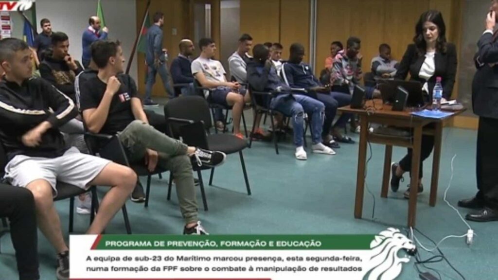 O Marítimo realizou evento para seu time sub-23; Manipulação de resultados foi tema abordado